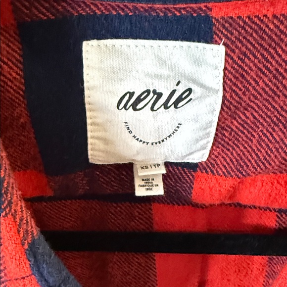 Aerie Red and Black flannel - Picture 2 of 5